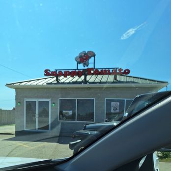 Snappy Tomato Pizza - Restaurant from parking lot. - Pizza Near Me - Seaman, Ohio Snappy Tomato Pizza - Restaurant from parking lot. - Pizza Near Me - Seaman, Ohio