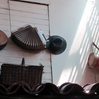 La Piojera - Instrumentos para la cueca. - Chilean Near Me - Santiago, RM La Piojera - Instrumentos para la cueca. - Chilean Near Me - Santiago, RM