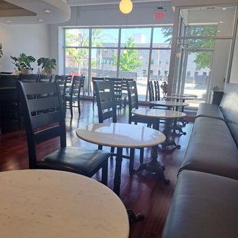 Blue Kale Cafe & Lounge - Indoor - Cafes Near Me - Skokie, Illinois Blue Kale Cafe & Lounge - Indoor - Cafes Near Me - Skokie, Illinois