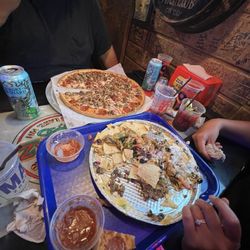 Zorbaz - Macho Nachoz (beef and chicken) and a large Bunn Zpecial