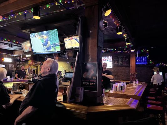 Ringside Pub by null