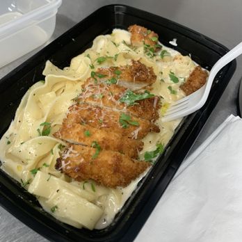Pastalia - Chicken Alfredo - Pasta Shops Near Me - San Juan Capistrano, California