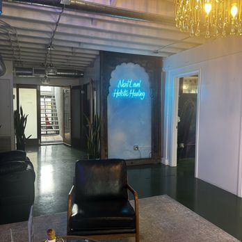 Posture Lab LA - It smells like a rain forest and fresh tea! - Massage Therapy Near Me - Santa Monica, California Posture Lab LA - It smells like a rain forest and fresh tea! - Massage Therapy Near Me - Santa Monica, California