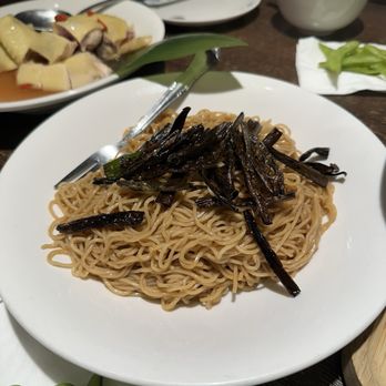 Red 99 Grill Bistro - Scallion oil noodles - Shanghainese Near Me - Temple City, California Red 99 Grill Bistro - Scallion oil noodles - Shanghainese Near Me - Temple City, California