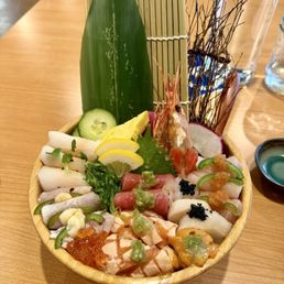Deluxe Chirashi Bowl