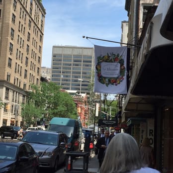Le Botaniste - Outside - Wine Bars Near Me - New York, New York Le Botaniste - Outside - Wine Bars Near Me - New York, New York