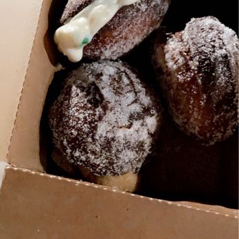 BB&B Bread Truck - Brioche trio - Food Trucks Near Me - Indianapolis, Indiana
