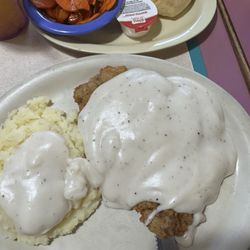 P J's Rainbow Cafe II - Chicken fried steak with gravy that will make you want to slap ya mama!
