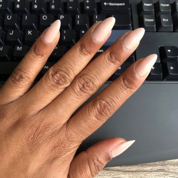 Laque Nail Bar - 2019 visit. Love the almond shape on my natural nails. - Nail Salons Near Me - North Hollywood, California
