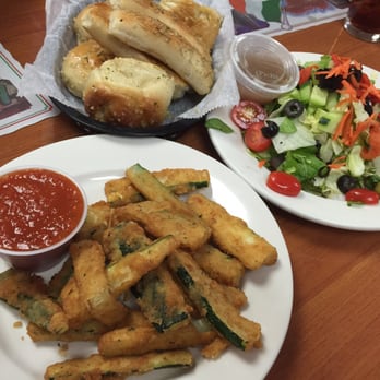 Fresh Meadows Pizzeria & Restaurant - Zucchini Sticks, House Salad, Toasted Garlic Knots & Breadsticks - Pizza Near Me - Fresh Meadows, New York Fresh Meadows Pizzeria & Restaurant - Zucchini Sticks, House Salad, Toasted Garlic Knots & Breadsticks - Pizza Near Me - Fresh Meadows, New York