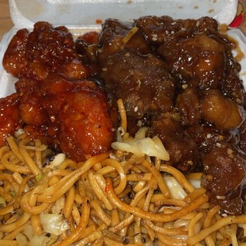 The Wok Experience - chow mein, orange chicken, & sesame chicken :) - Chinese Near Me - Westminster, California
