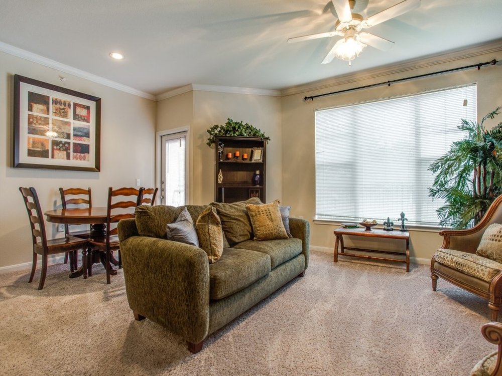 HUNTINGTON RIDGE Updated June 2024 15 Photos 821 S Polk St, Desoto, Texas Apartments