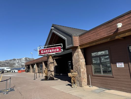 Aspen/Pitkin County Airport by null