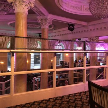 Garbo's Bar & Grill - Bars Near Me - Hull, KHL