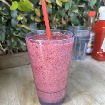 Fratelli Cafe - Berry Excited - Coffee & Tea Near Me - Los Angeles, California