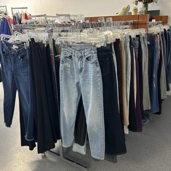 U Turn for Christ - Women's jeans - Thrift Stores Near Me - Albuquerque, New Mexico
