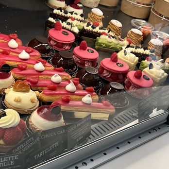 Boulangerie du Champ de Mars - Dessert - Bakeries Near Me - Paris Boulangerie du Champ de Mars - Dessert - Bakeries Near Me - Paris