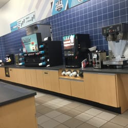 Alltown Fresh - Mobil - Alltown Convenience of Easton -- 491 Foundry Street / Route 106, Junction @ Depot Street, Easton Interior