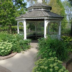 Lincoln Park Zoo - Gazebo
