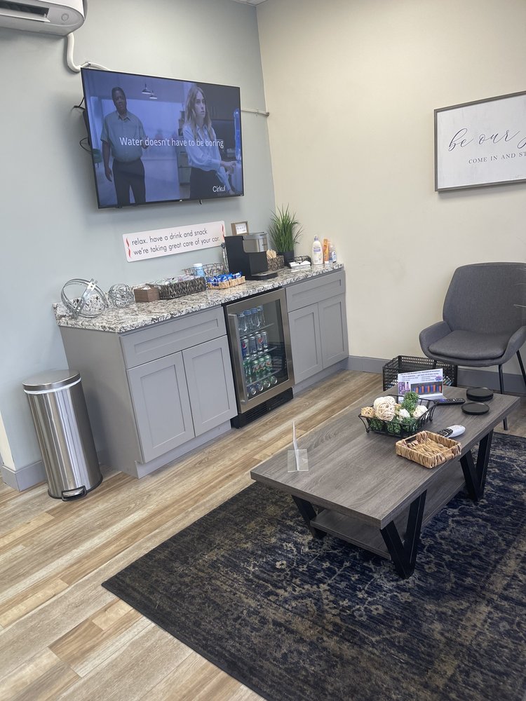 GREASE MONKEY Updated June 2024 7760 N Lindbergh Blvd, Hazelwood