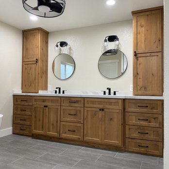 Wall 2 Wall Construction - a bathroom - Damage Restoration Near Me - Apple Valley, California