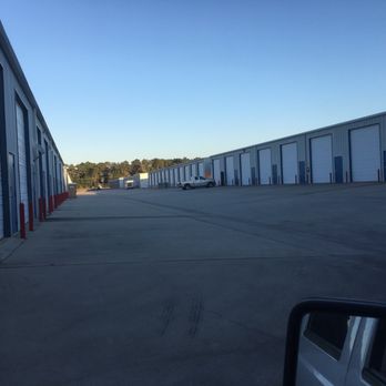Storage 105 & Mail Store - Tons of large storage and/or garage spaces. There are many small businesses in here - Self Storage Near Me - Conroe, Texas Storage 105 & Mail Store - Tons of large storage and/or garage spaces. There are many small businesses in here - Self Storage Near Me - Conroe, Texas