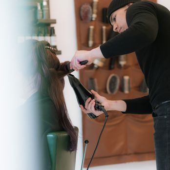 Salon am Markt - Hair Salons Near Me - Vienna, 9