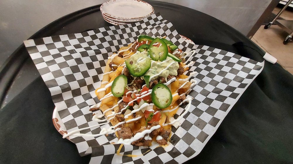 COLD SPRINGS CROSSING BAR & GRILL Updated October 2024 123 Photos