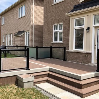 Decker's Deck - Composite Deck - Decks & Railing Near Me - Vaughan, Ontario Decker's Deck - Composite Deck - Decks & Railing Near Me - Vaughan, Ontario