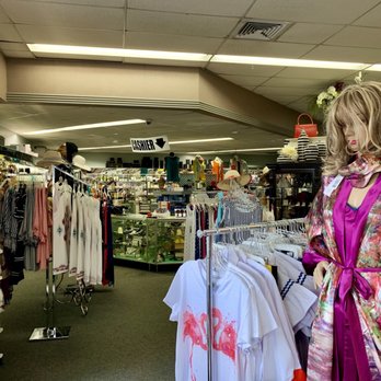 Briargrove Pharmacy & Gifts - Inside - Drugstores Near Me - Houston, Texas