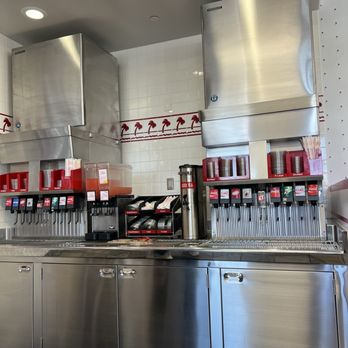 In-N-Out Burger - 3/1/25 Self service drinks - Burgers Near Me - Vallejo, California