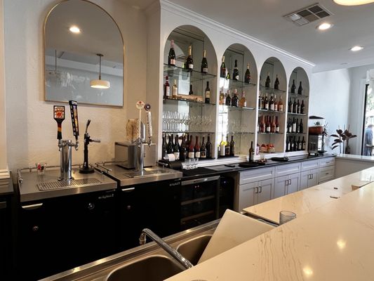 Tessora's Barra di Vino.. As of Jan 16, 2025 Tessoras is under new management by null