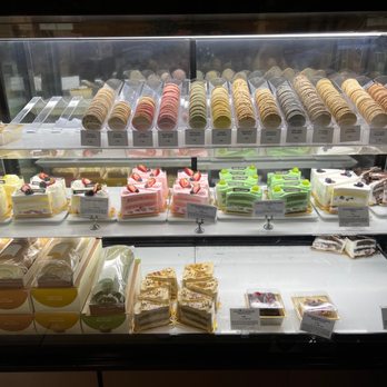 Tous Les Jours - Cake by the slice - Coffee & Tea Near Me - Chicago, Illinois Tous Les Jours - Cake by the slice - Coffee & Tea Near Me - Chicago, Illinois