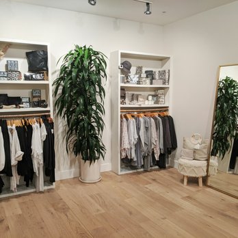 Bella - San Anselmo - Women's Clothing Near Me - San Anselmo, California