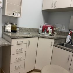 Tower Urology Medical Group - Spotless examination room