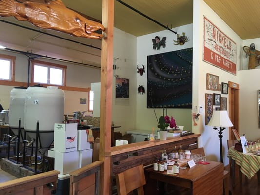 The Hardware Distillery by null