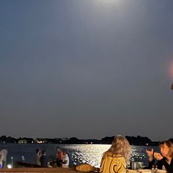 River Rocks Dining Dockside - Seafood Near Me - Rockledge, Florida