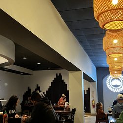 Pho Dai Viet Restaurant - View of the main dining area.