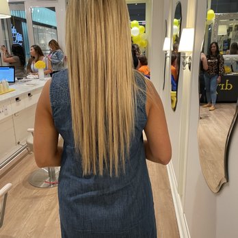 Drybar - Brickell City Centre - Hair Stylists Near Me - Miami, Florida Drybar - Brickell City Centre - Hair Stylists Near Me - Miami, Florida