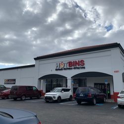 Hotbins - Entrance
