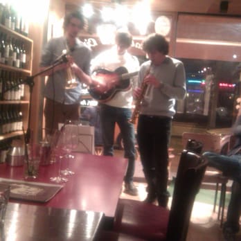 Quatre Fois Cinq - Wine Bars Near Me - Paris, 75 Quatre Fois Cinq - Wine Bars Near Me - Paris, 75
