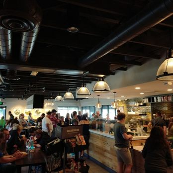 Starbucks - People with odd proximity worries would just about die here.  The drinks are coming...relax- they'll even call your name out!!! - Coffee & Tea Near Me - Davis, California