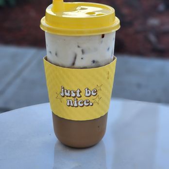 La La Land - La la latte - Coffee & Tea Near Me - Santa Monica, California La La Land - La la latte - Coffee & Tea Near Me - Santa Monica, California