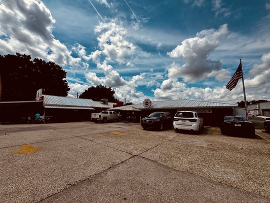 The Best Stop Supermarket by null