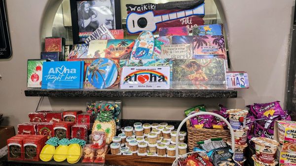 Olowalu General Store by null