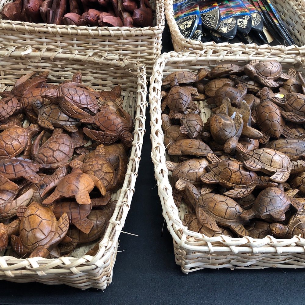Dolly's Handicraft - Cheaper than across the street at the Hilo Farmers Market. - Jewelry Near Me - Hilo, Hawaii