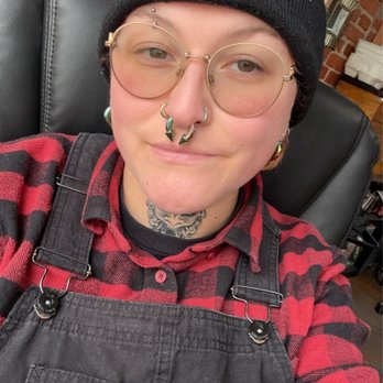 Vivid Tattoo - Yesi at Vivid Tattoo San Diego - Tattoo Near Me - San Diego, California Vivid Tattoo - Yesi at Vivid Tattoo San Diego - Tattoo Near Me - San Diego, California