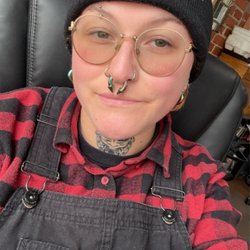 Vivid Tattoo - Yesi at Vivid Tattoo San Diego