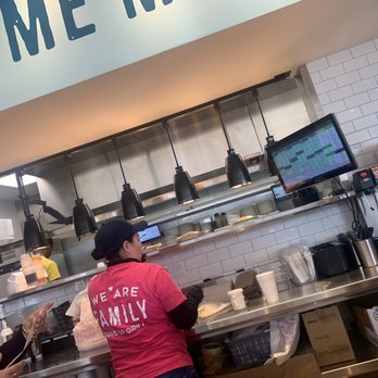 Eggs Up Grill - I sat at the counter so I was kinda close to the kitchen and could see and hear - Breakfast & Brunch Near Me - Richmond, Virginia