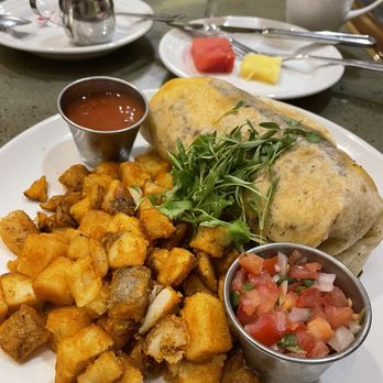 Avenue Cafe - Breakfast burrito - Bars Near Me - Las Vegas, Nevada Avenue Cafe - Breakfast burrito - Bars Near Me - Las Vegas, Nevada